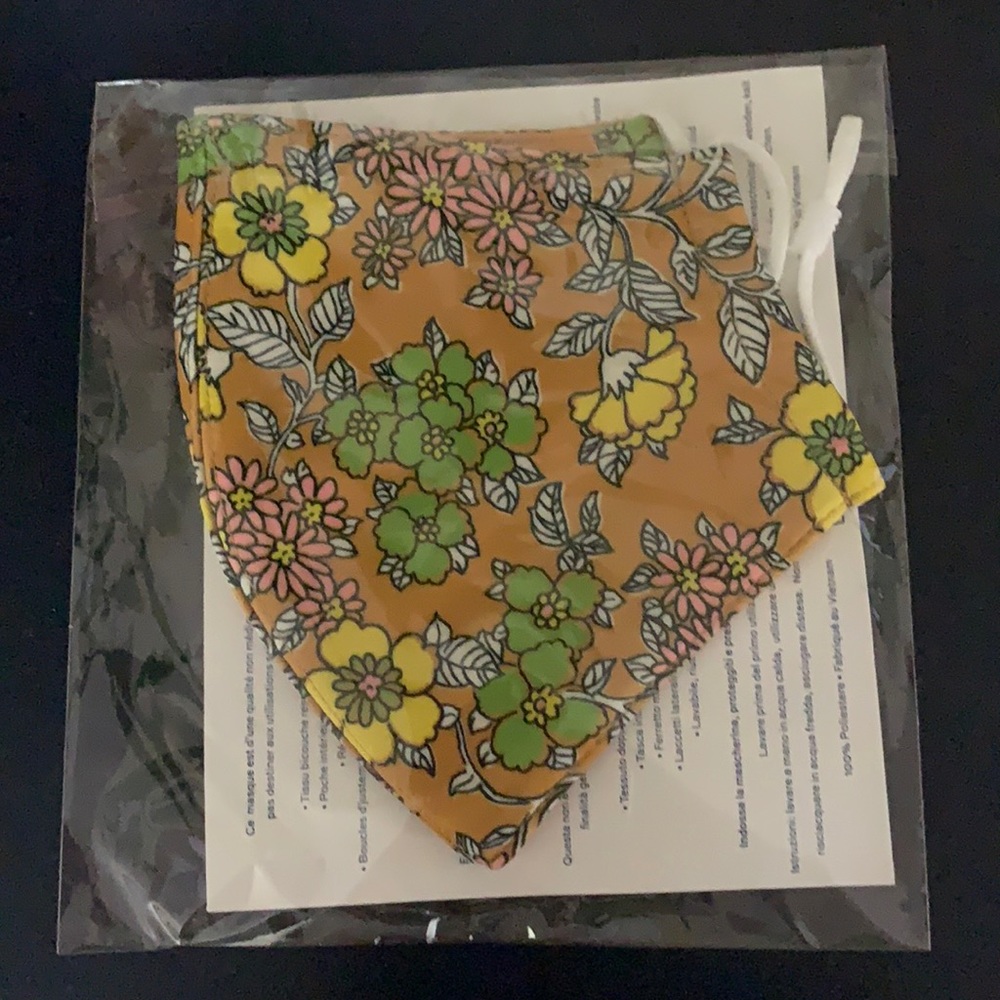 Tory Burch Reusable Face Mask New